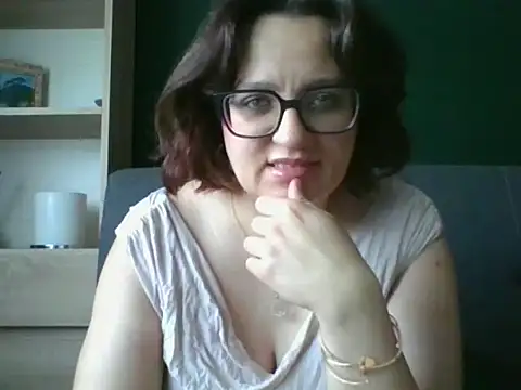 sensual paris online show from 07.03.26