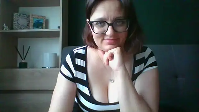 sensual paris online show from 07.14.26
