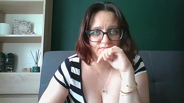 sensual paris online show from 07.28.26