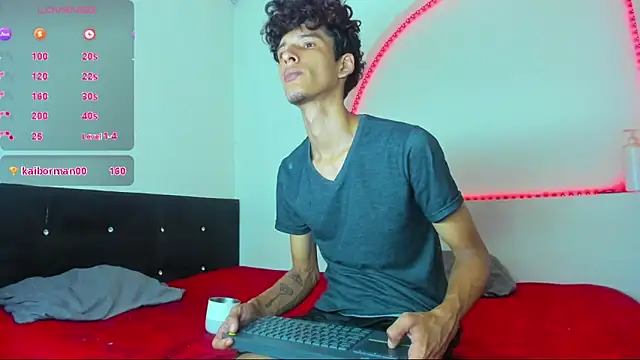 liammendoza98 online show from 05.13.26