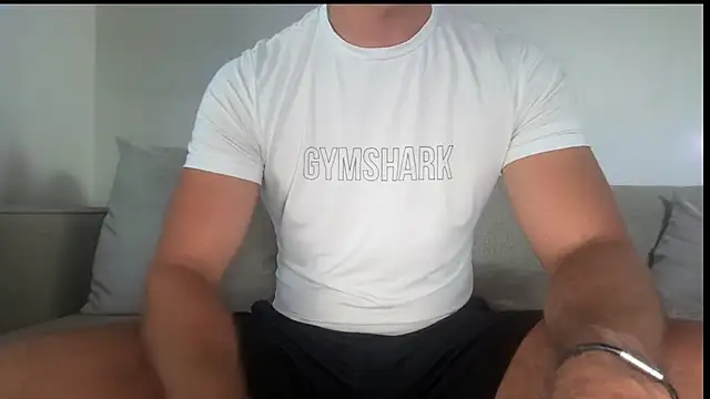 Snapshot of gymshrk chatting on 07.04.26 gymshrk online show from 07.04.26