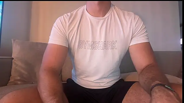 Snapshot of gymshrk chatting on 07.30.26 gymshrk online show from 07.30.26
