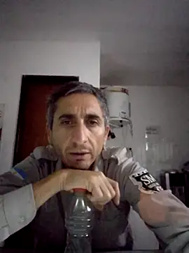 Snapshot of Alejandro83bsf chatting on 05.19.26 Alejandro83bsf online show from 05.19.26