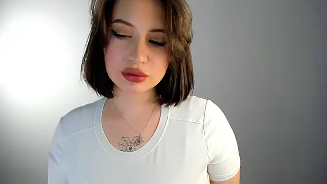 Britney Sweettt online show from 04.30.26