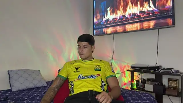 SexxxySquirterStev777 online show from 05.20.26