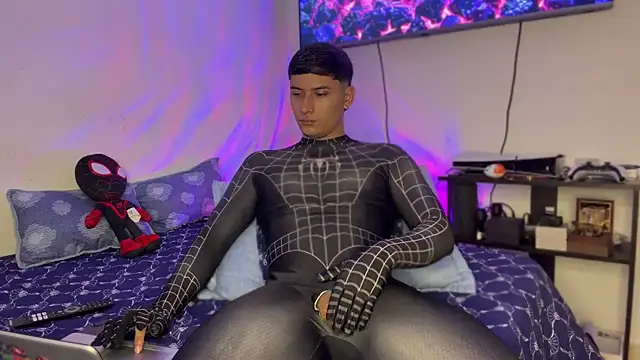 Snapshot of SexxxySquirterStev777 chatting on 08.03.26 SexxxySquirterStev777 online show from 08.03.26