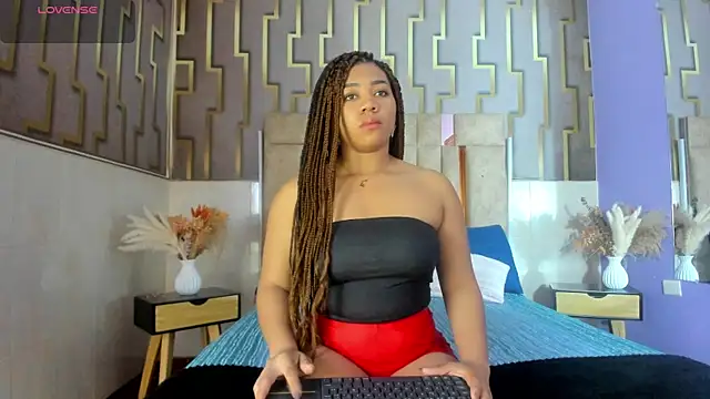 Snapshot of ashly_ruiz chatting on 06.29.26 ashly ruiz online show from 06.29.26