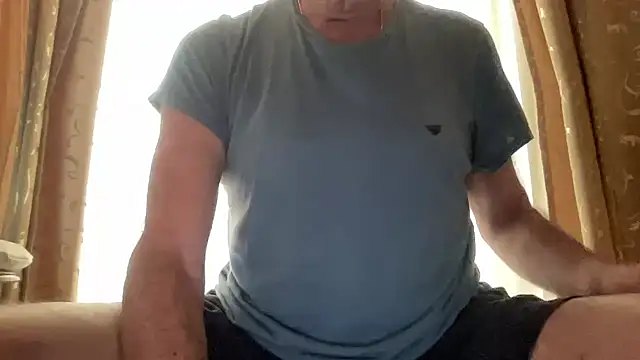 henrybull007 online show from 06.15.26