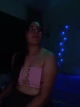 Dulce-Maria69 online show from 04.29.26