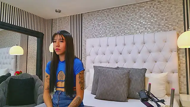 VioletSweetts online show from 05.12.26