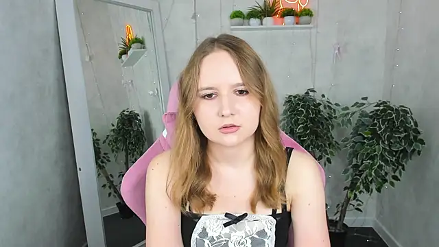 Snapshot of Emmaa_Kimm chatting on 07.19.26 Emmaa Kimm online show from 07.19.26