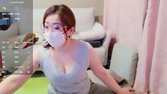 Snapshot of CHIHAya__FM chatting on 05.15.26 CHIHAya FM online show from 05.15.26