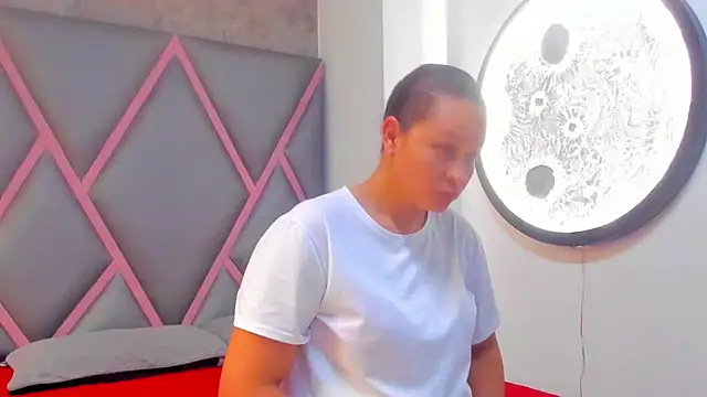 Snapshot of DeborayDark chatting on 05.19.26 DeborayDark online show from 05.19.26