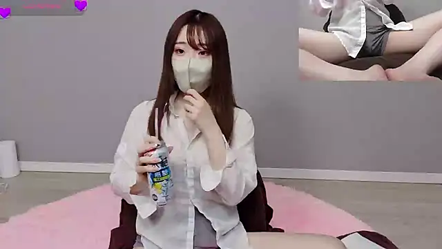 Snapshot of miyu5745 chatting on 06.18.26 miyu5745 online show from 06.18.26