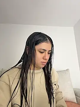 EmilyCxx online show from 07.21.26