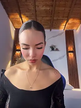 Snapshot of catalina_lafer chatting on 06.03.26 catalina lafer online show from 06.03.26