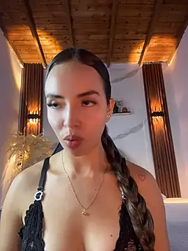 Snapshot of catalina_lafer chatting on 06.05.26 catalina lafer online show from 06.05.26