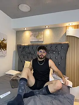 DomBoy  online show from 05.13.26