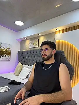 DomBoy  online show from 05.17.26