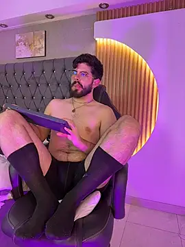 DomBoy  online show from 05.27.26
