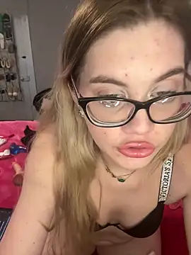 pinkstarburstt online show from 06.06.26