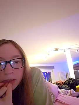 Freaky-Doll online show from 06.02.26