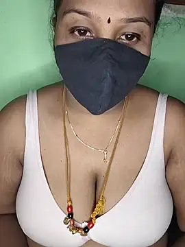Snapshot of tamil_butterfly chatting on 07.01.26 tamil butterfly online show from 07.01.26