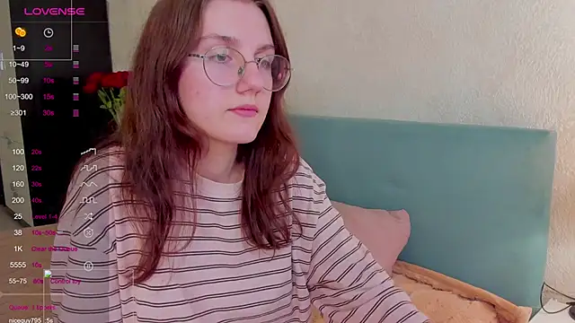 Snapshot of iMagdaLunna chatting on 05.15.26 iMagdaLunna online show from 05.15.26