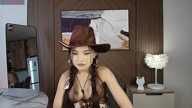 Snapshot of seddielin chatting on 06.29.26 seddielin online show from 06.29.26