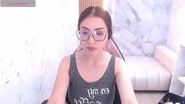 IvoryMuse tf online show from 04.30.26