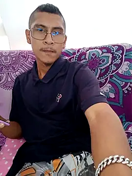 Lil black009 online show from 05.05.26