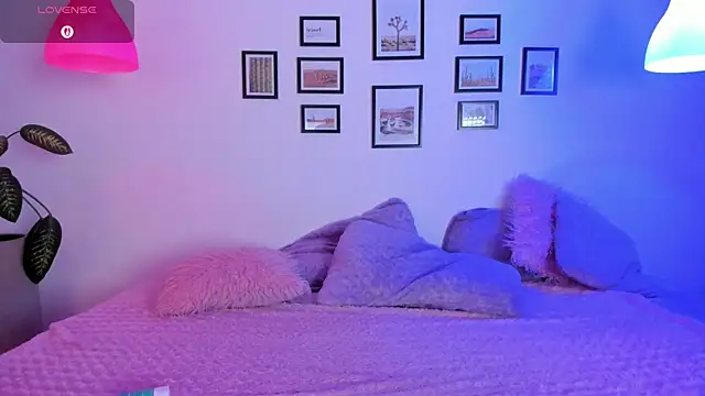 Kendaall sweet online show from 06.11.26