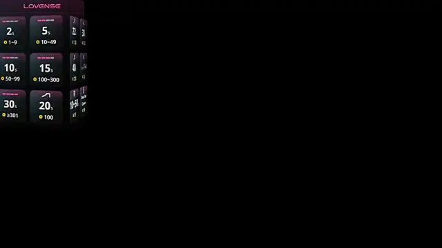 Snapshot of Roxanna_moore chatting on 06.26.26 Roxanna moore online show from 06.26.26