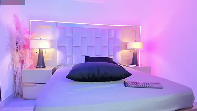 StefannyLizz online show from 06.01.26
