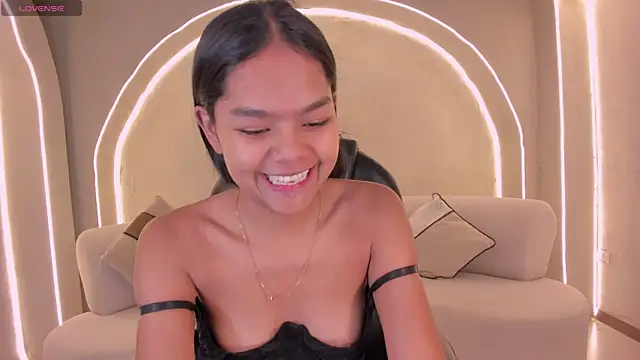 SaphiraJames online show from 05.30.26