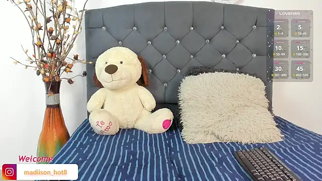 madiison hot online show from 06.16.26
