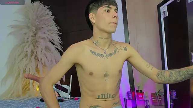 lukasstrong  online show from 08.01.26