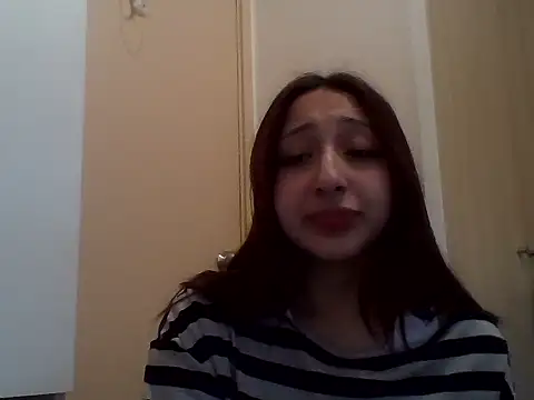 Snapshot of 010874 chatting on 06.12.26 010874 online show from 06.12.26