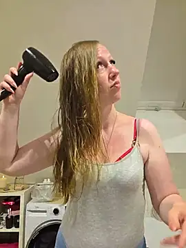 SweetGermanAlina online show from 05.25.26