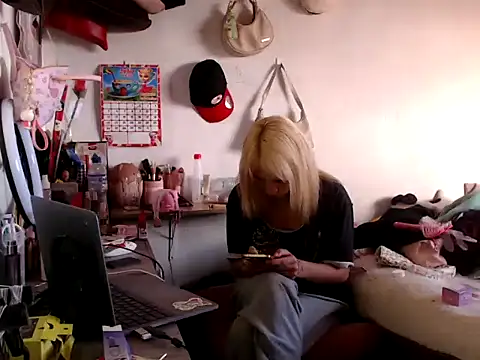 bunnyfoxxd online show from 07.06.26