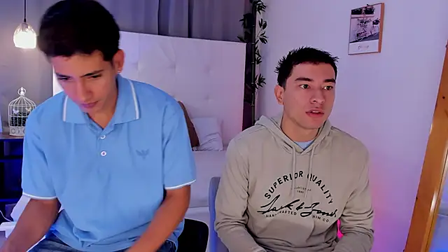 Alejo-and-Thiago online show from 06.04.26