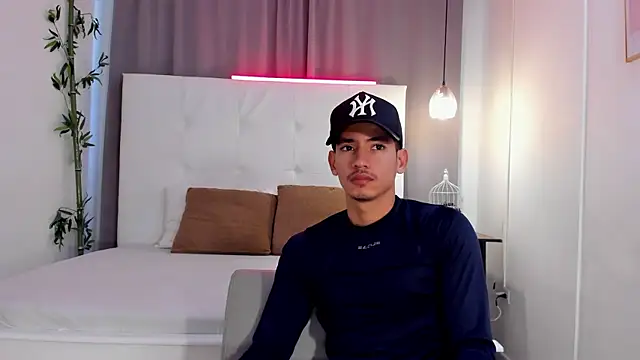 Alejo-and-Thiago online show from 07.24.26