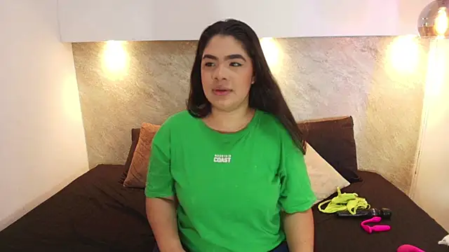 Emma  becket1 online show from 07.04.26
