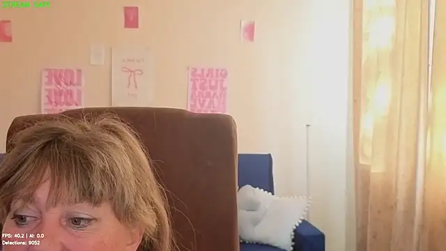 Snapshot of Melania_Cook chatting on 07.17.26 Melania Cook online show from 07.17.26