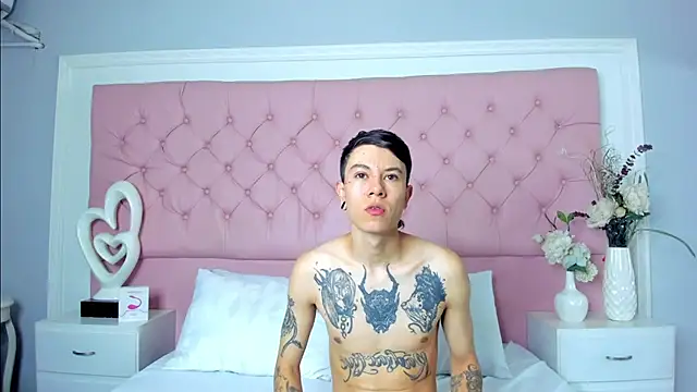 SarahDoll   online show from 05.12.26