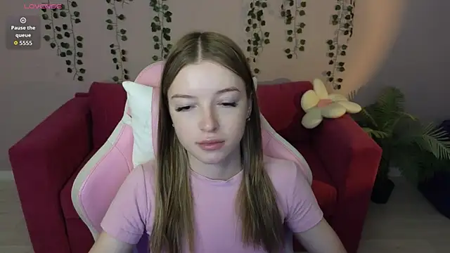 Eva Th0mpson online show from 07.07.26