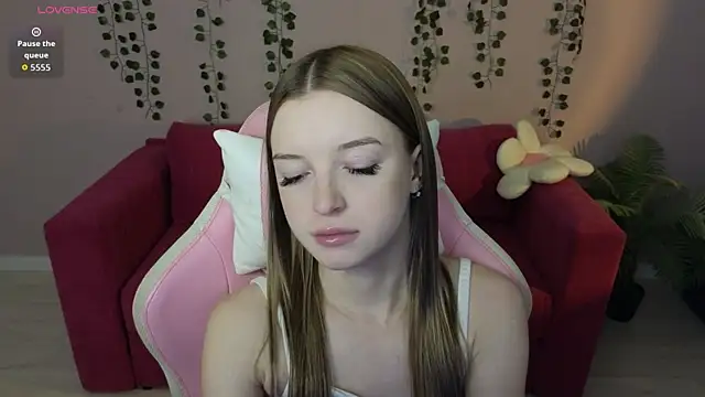 Eva Th0mpson online show from 07.08.26