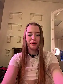 Annie Meow online show from 07.14.26