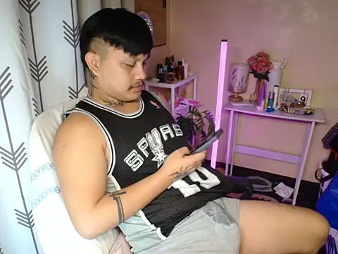 Snapshot of Ashtonfuckingboi chatting on 07.12.26 Ashtonfuckingboi online show from 07.12.26