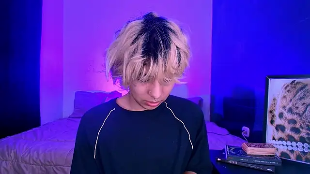 Aronn 44 online show from 05.11.26